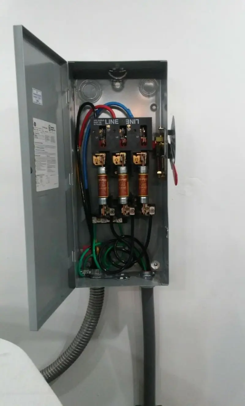 Three-phase disconnect switch installed for Electrical Wiring & Rewiring in Denmark